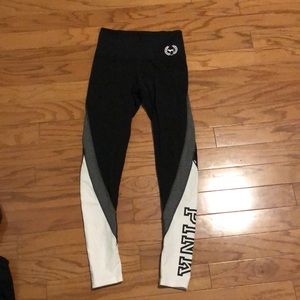 PINK Victoria’s Secret Legging